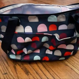 Thirty one craft organizing tote. Used for display only. No smoking or pets.